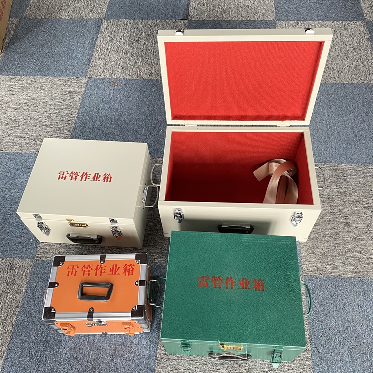 东阿爆破工程作业箱如何选择？玻璃钢与传统材质的全面对比